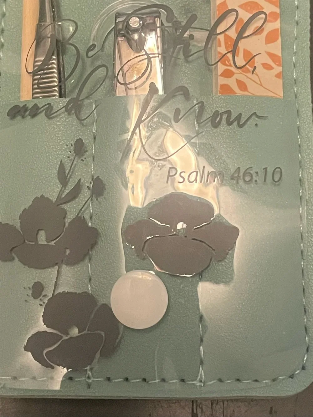 Manicure set Green Floral Be still and know scripture Psalm 46:10 Christian new
